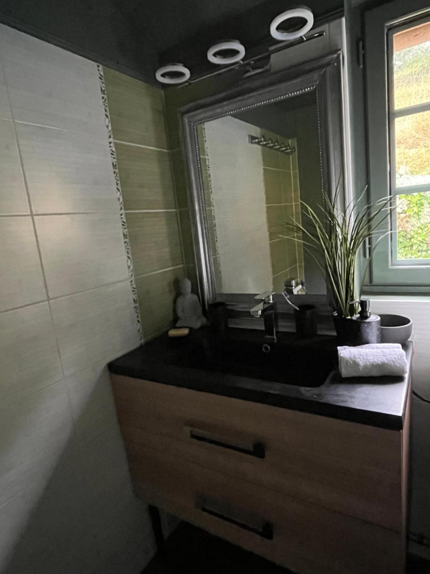 Cottage Entier 4 Pers - Cosy Atmosphere En Bord De Mer - 60 M2 Saint-Léonard Exterior foto